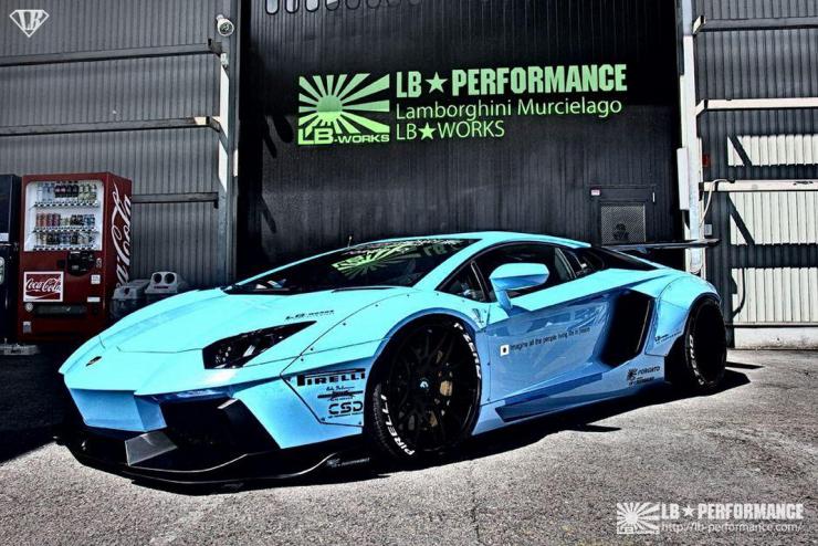 Liberty Walk Lamborghini Aventador LP720-4 50th Anniversario